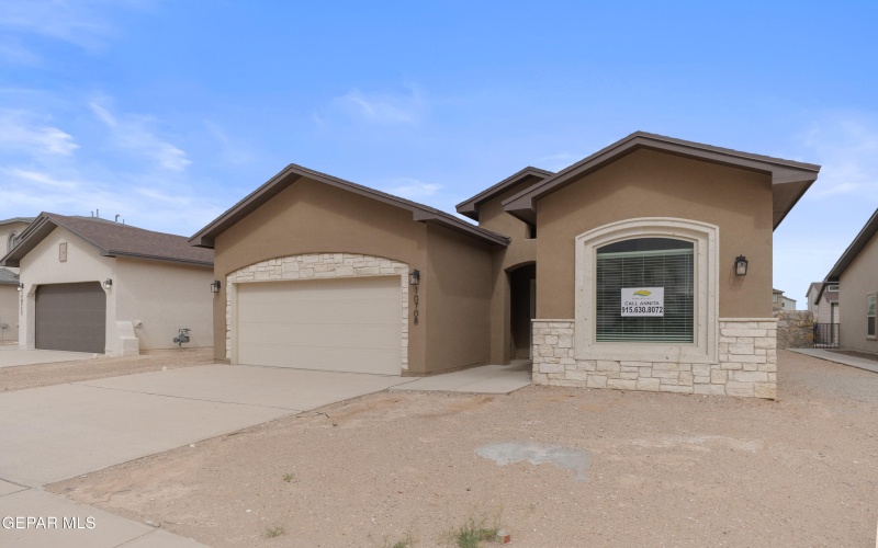 11972 Loess Place, Socorro, TX 79927, 4 Bedrooms Bedrooms, ,2 BathroomsBathrooms,Residential,For Sale,11972 Loess Place,921502
