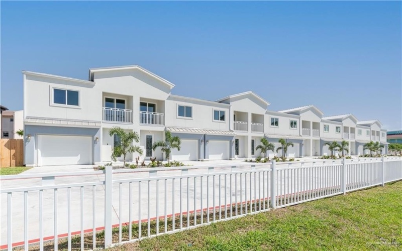 109 E Parade Drive #E, South Padre Island, TX 78597, 2 Bedrooms Bedrooms, ,2 BathroomsBathrooms,Residential,For Sale,109 E Parade Drive,409716