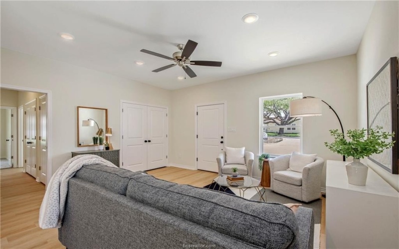 2006 Stevens, Bryan, TX 77803, 3 Bedrooms Bedrooms, ,2 BathroomsBathrooms,Residential,For Sale,2006 Stevens,25000161
