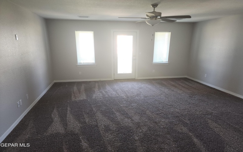5888 KOBE BRYANT Street, El Paso, TX 79924, 3 Habitaciones Habitaciones , ,1 BañoBaños,Residential,En Venta,5888 KOBE BRYANT Street,921606