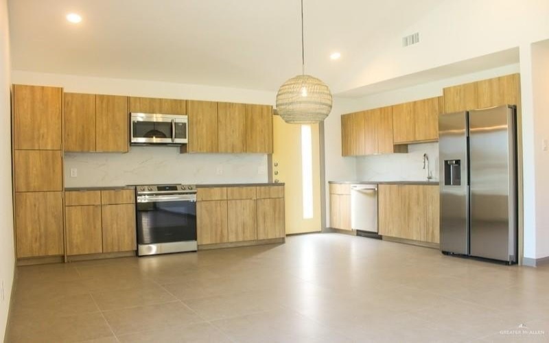 2705 Woodpecker Road, Weslaco, TX 78596, ,Residential Multi Family,For Sale,2705 Woodpecker Road,415415