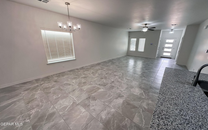 905 Larkhall Place, El Paso, TX 79928, 3 Bedrooms Bedrooms, ,2 BathroomsBathrooms,Residential,For Sale,905 Larkhall Place,921672