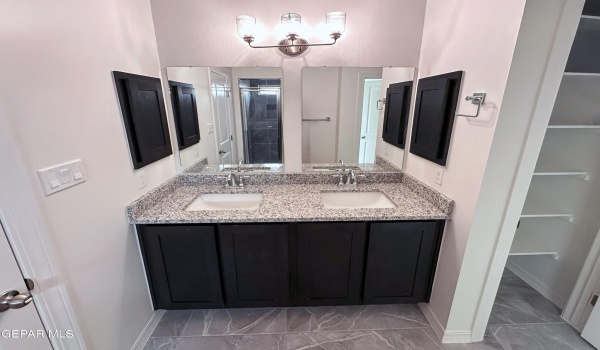 905 Larkhall Place, El Paso, TX 79928, 3 Bedrooms Bedrooms, ,2 BathroomsBathrooms,Residential,For Sale,905 Larkhall Place,921672