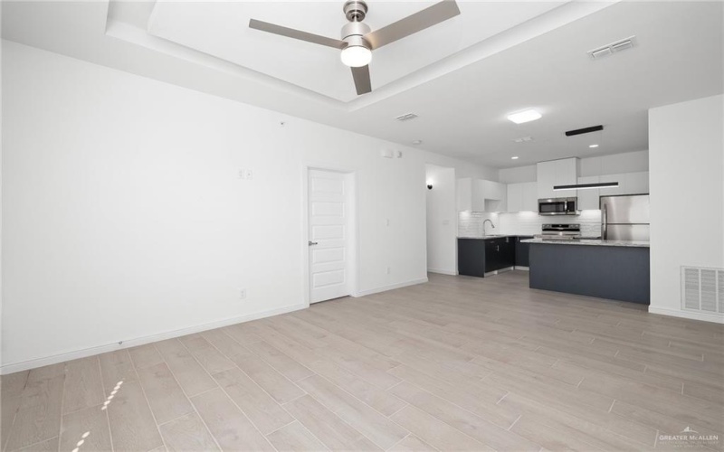 901 E Yuma Avenue #102, McAllen, TX 78503, 2 Bedrooms Bedrooms, ,2 BathroomsBathrooms,Residential,For Sale,901 E Yuma Avenue,429576