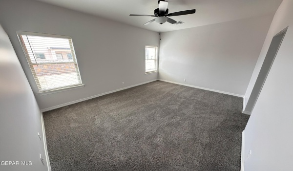 909 LARKHALL Place, El Paso, TX 79928, 4 Habitaciones Habitaciones , ,2 BañosBaños,Residential,En Venta,909 LARKHALL Place,921685