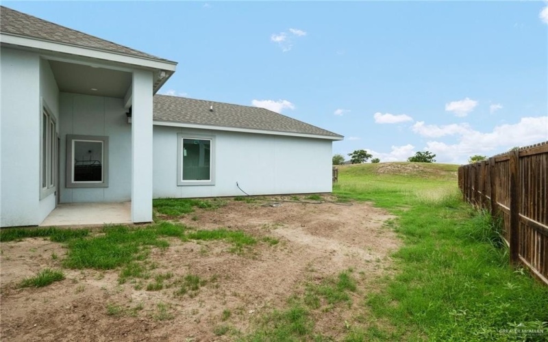 3655 Macquarie Drive, Edinburg, TX 78542, 3 Bedrooms Bedrooms, ,2 BathroomsBathrooms,Residential,For Sale,3655 Macquarie Drive,438101