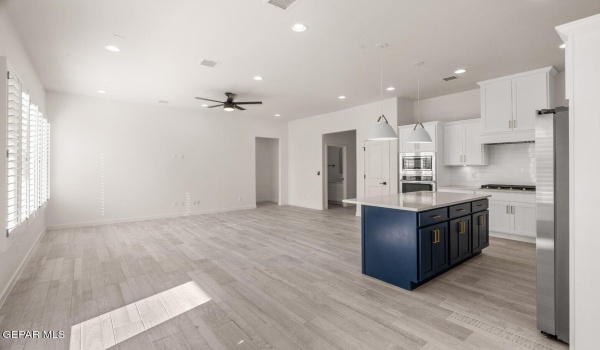 13381 Highworth Drive, El Paso, TX 79928, 3 Habitaciones Habitaciones , ,3 BañosBaños,Residential,En Venta,13381 Highworth Drive,921733