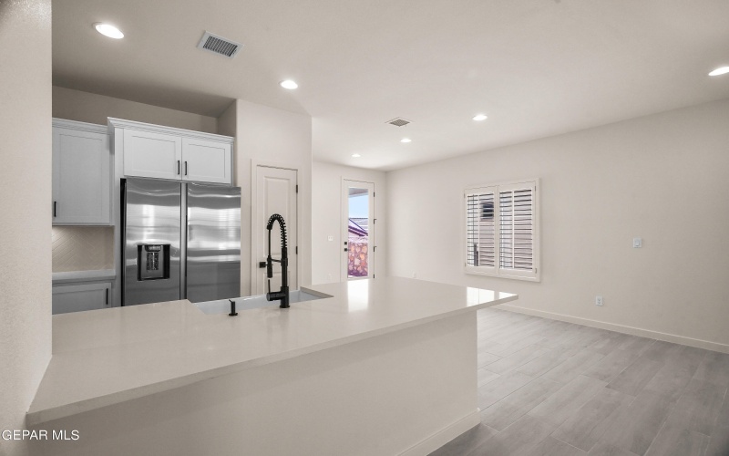 3705 Bob Snead Drive, El Paso, TX 79938, 3 Habitaciones Habitaciones , ,2 BañosBaños,Residential,En Venta,3705 Bob Snead Drive,921734