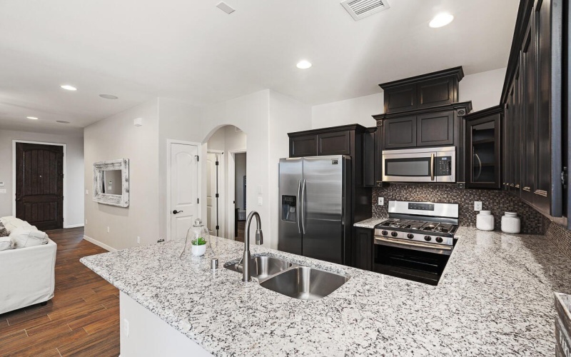 3709 Bob Snead Drive, El Paso, TX 79938, 3 Habitaciones Habitaciones , ,1 BañoBaños,Residential,En Venta,3709 Bob Snead Drive,921736