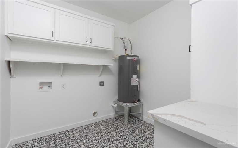 9206 N 25th Lane, McAllen, TX 78504, 3 Habitaciones Habitaciones , ,2 BañosBaños,Residential,En Venta,9206 N 25th Lane,440248