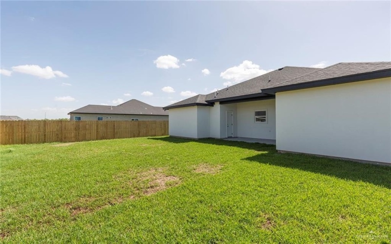 9206 N 25th Lane, McAllen, TX 78504, 3 Habitaciones Habitaciones , ,2 BañosBaños,Residential,En Venta,9206 N 25th Lane,440248