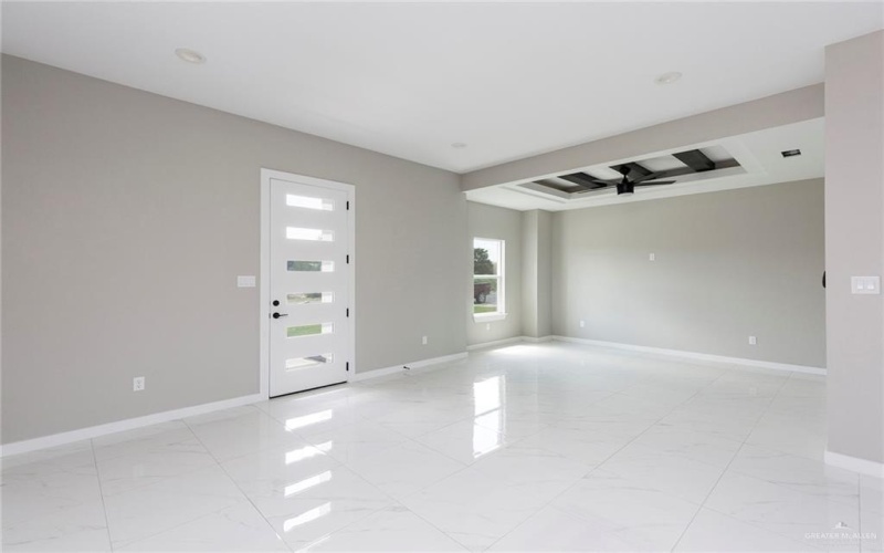 9206 N 25th Lane, McAllen, TX 78504, 3 Habitaciones Habitaciones , ,2 BañosBaños,Residential,En Venta,9206 N 25th Lane,440248