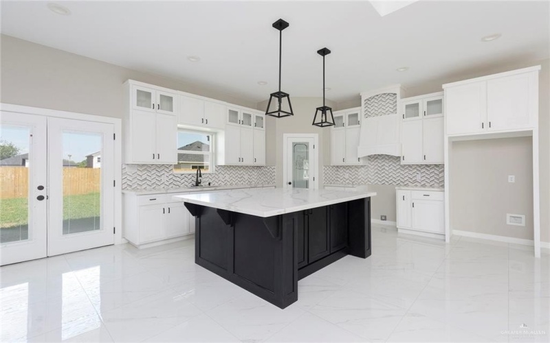 9206 N 25th Lane, McAllen, TX 78504, 3 Habitaciones Habitaciones , ,2 BañosBaños,Residential,En Venta,9206 N 25th Lane,440248