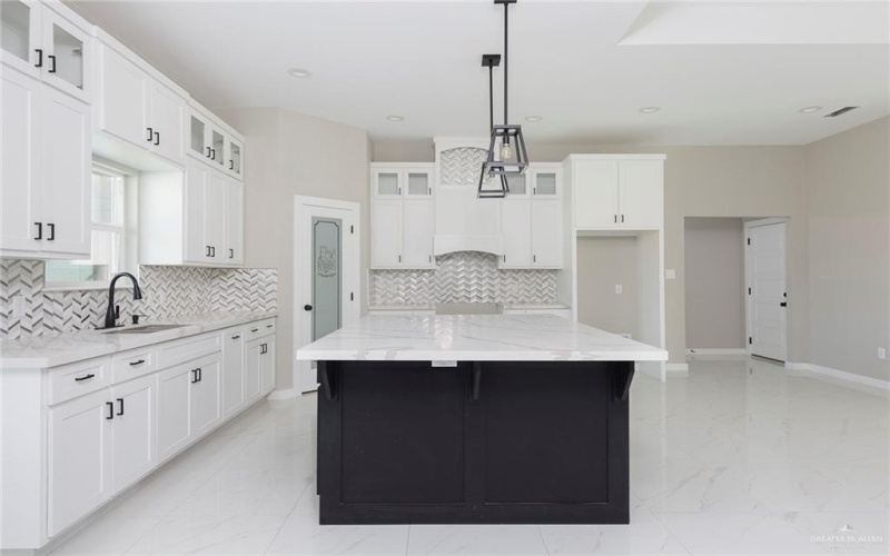 9206 N 25th Lane, McAllen, TX 78504, 3 Habitaciones Habitaciones , ,2 BañosBaños,Residential,En Venta,9206 N 25th Lane,440248