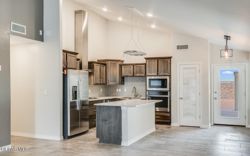 15204 Composition Avenue, El Paso, TX 79938, 4 Bedrooms Bedrooms, ,2 BathroomsBathrooms,Residential,For Sale,15204 Composition Avenue,921761