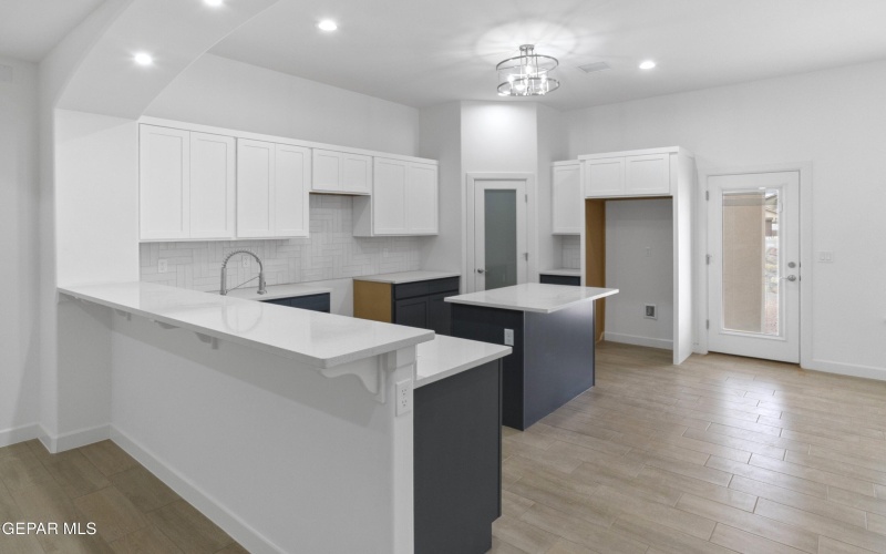 1113 Bronze Hill Avenue, Santa Teresa, NM 88008, 3 Bedrooms Bedrooms, ,2 BathroomsBathrooms,Residential,For Sale,1113 Bronze Hill Avenue,921772
