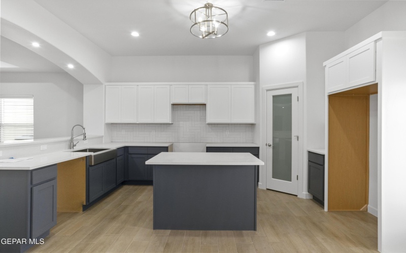 1113 Bronze Hill Avenue, Santa Teresa, NM 88008, 3 Bedrooms Bedrooms, ,2 BathroomsBathrooms,Residential,For Sale,1113 Bronze Hill Avenue,921772