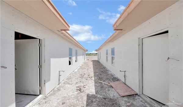 5812 Ozark Avenue, McAllen, TX 78504, ,Residential Multi Family,For Sale,5812 Ozark Avenue,441115