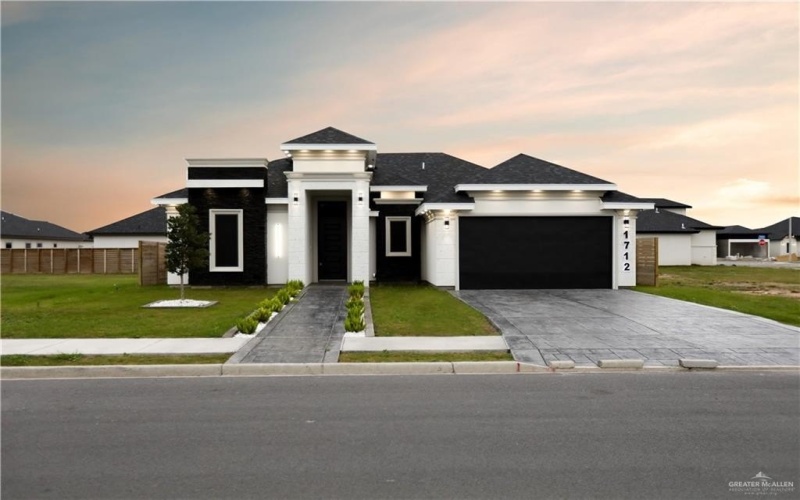 1712 Trophy Drive, Edinburg, TX 78542, 3 Bedrooms Bedrooms, ,3 BathroomsBathrooms,Residential,For Sale,1712 Trophy Drive,443000
