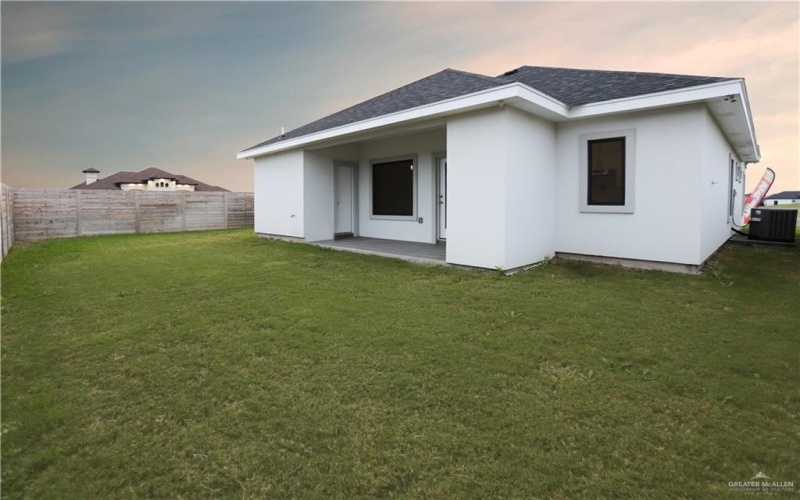 1712 Trophy Drive, Edinburg, TX 78542, 3 Bedrooms Bedrooms, ,3 BathroomsBathrooms,Residential,For Sale,1712 Trophy Drive,443000