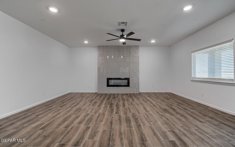 7445 NORTE PORTUGAL Lane, El Paso, TX 79934, 5 Bedrooms Bedrooms, ,3 BathroomsBathrooms,Residential,For Sale,7445 NORTE PORTUGAL Lane,921829