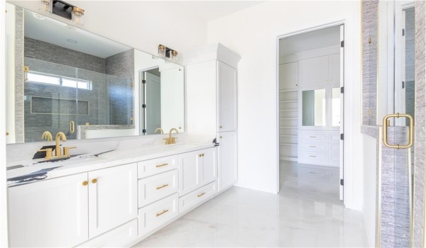 13908 N 35th Street, McAllen, TX 78504, 4 Bedrooms Bedrooms, ,3 BathroomsBathrooms,Residential,For Sale,13908 N 35th Street,444368