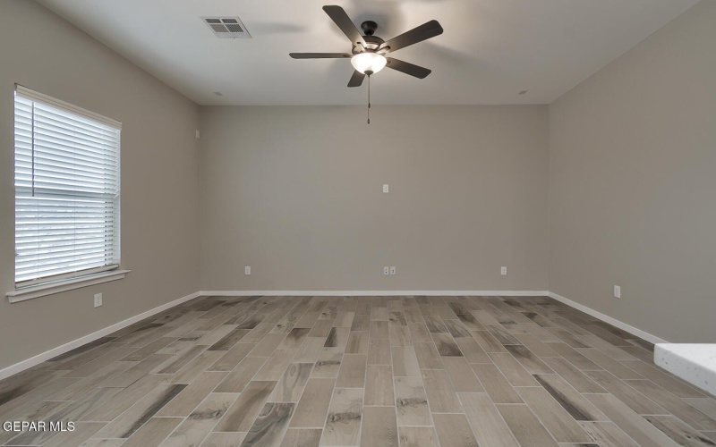 421 Davi's Greenwood Court, Vinton, TX 79821, 4 Bedrooms Bedrooms, ,2 BathroomsBathrooms,Residential,For Sale,421 Davi's Greenwood Court,921871