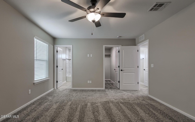 421 Davi's Greenwood Court, Vinton, TX 79821, 4 Bedrooms Bedrooms, ,2 BathroomsBathrooms,Residential,For Sale,421 Davi's Greenwood Court,921871