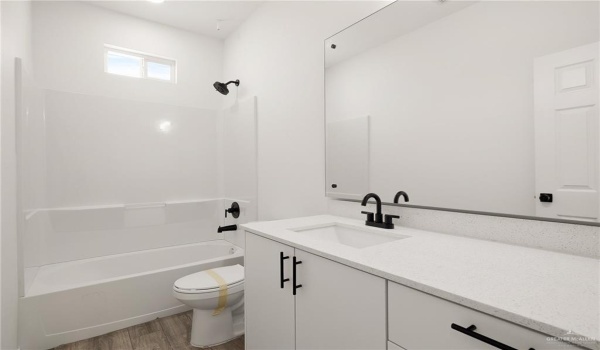 1609 Karen Drive #A1, Alton, TX 78573, 2 Bedrooms Bedrooms, ,2 BathroomsBathrooms,Residential,For Sale,1609 Karen Drive,446135