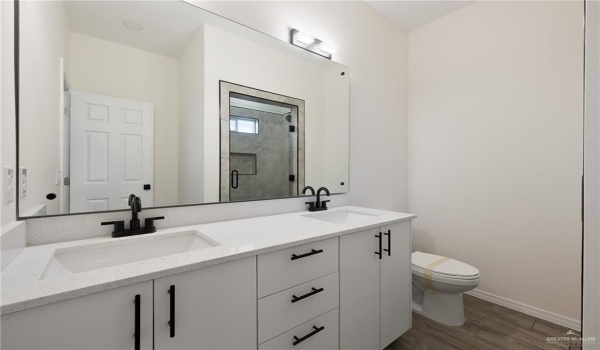 1609 Karen Drive #A1, Alton, TX 78573, 2 Bedrooms Bedrooms, ,2 BathroomsBathrooms,Residential,For Sale,1609 Karen Drive,446135
