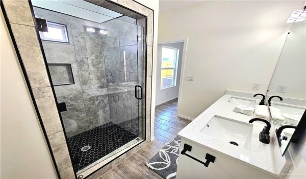 1609 Karen Drive #A1, Alton, TX 78573, 2 Bedrooms Bedrooms, ,2 BathroomsBathrooms,Residential,For Sale,1609 Karen Drive,446135