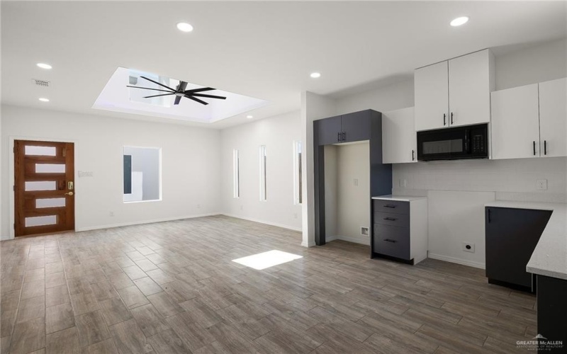 1609 Karen Drive #A1, Alton, TX 78573, 2 Bedrooms Bedrooms, ,2 BathroomsBathrooms,Residential,For Sale,1609 Karen Drive,446135