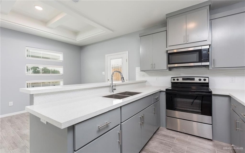 421 E Acacia Street, Alamo, TX 78516, ,Residential Multi Family,For Sale,421 E Acacia Street,446244