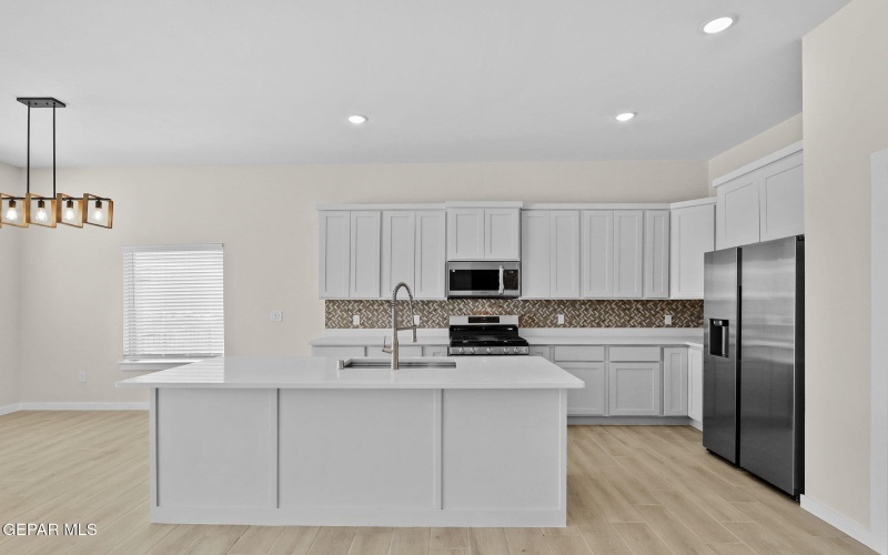 638 DAVI'S GREENWOOD COURT, El Paso, TX 79938, 4 Habitaciones Habitaciones , ,3 BañosBaños,Residential,En Venta,638 DAVI'S GREENWOOD COURT,921897