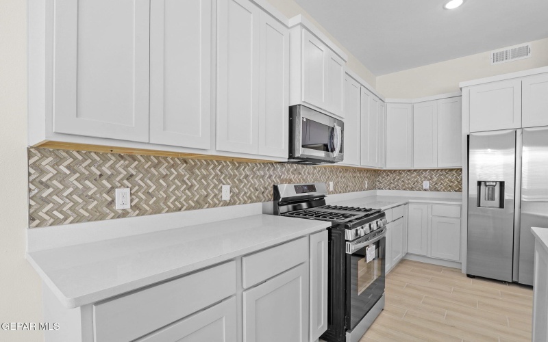 638 DAVI'S GREENWOOD COURT, El Paso, TX 79938, 4 Habitaciones Habitaciones , ,3 BañosBaños,Residential,En Venta,638 DAVI'S GREENWOOD COURT,921897