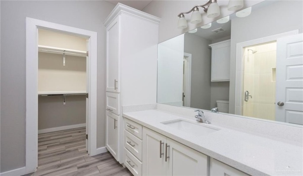 3121 Briggs Street, Weslaco, TX 78596, ,Residential Multi Family,For Sale,3121 Briggs Street,448151