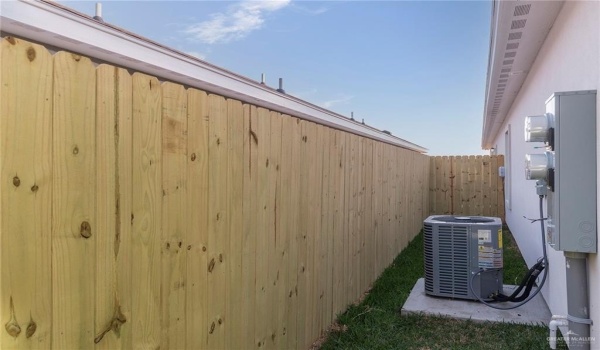 3121 Briggs Street, Weslaco, TX 78596, ,Residential Multi Family,For Sale,3121 Briggs Street,448151