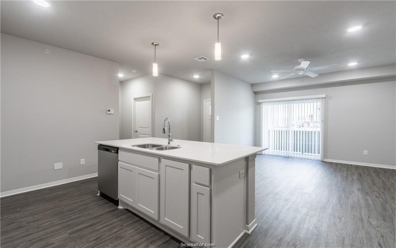 1326 Prairie Drive #512, Bryan, TX 77803, 2 Bedrooms Bedrooms, ,2 BathroomsBathrooms,Residential,For Sale,1326 Prairie Drive,25000599