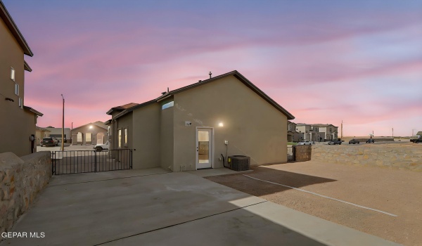 14296 Chris Zingo Lane, El Paso, TX 79928, 2 Habitaciones Habitaciones , ,2 BañosBaños,Residential,En Venta,14296 Chris Zingo Lane,921922