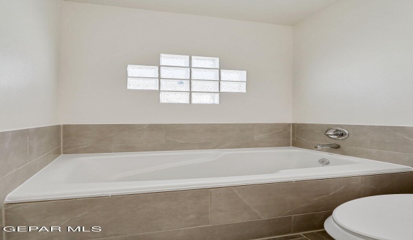 14372 Bill Lazor Parkway, El Paso, TX 79928, 3 Bedrooms Bedrooms, ,2 BathroomsBathrooms,Residential,For Sale,14372 Bill Lazor Parkway,921925