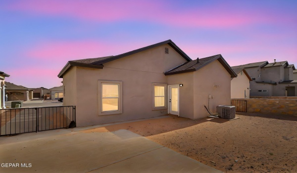 14372 Bill Lazor Parkway, El Paso, TX 79928, 3 Bedrooms Bedrooms, ,2 BathroomsBathrooms,Residential,For Sale,14372 Bill Lazor Parkway,921925