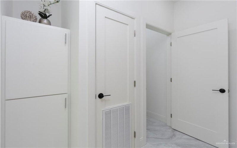 2109 Mauve Drive, Mission, TX 78572, 3 Bedrooms Bedrooms, ,2 BathroomsBathrooms,Residential,For Sale,2109 Mauve Drive,448885