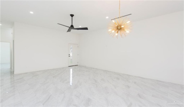 2109 Mauve Drive, Mission, TX 78572, 3 Bedrooms Bedrooms, ,2 BathroomsBathrooms,Residential,For Sale,2109 Mauve Drive,448885