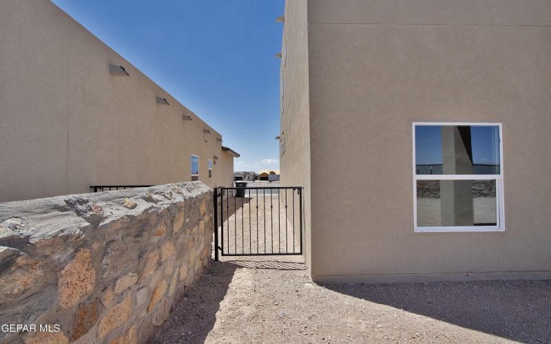 13873 Paseo Celeste Drive, El Paso, TX 79928, 3 Bedrooms Bedrooms, ,1 BathroomBathrooms,Residential,For Sale,13873 Paseo Celeste Drive,921967
