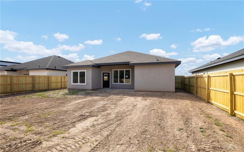 428 N Leon Avenue, Elsa, TX 78543, 3 Bedrooms Bedrooms, ,2 BathroomsBathrooms,Residential,For Sale,428 N Leon Avenue,449381