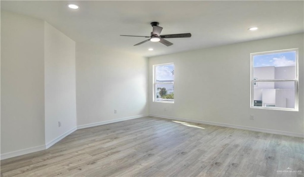 2310 Corales Street, Mission, TX 78573, 3 Bedrooms Bedrooms, ,2 BathroomsBathrooms,Residential,For Sale,2310 Corales Street,449941