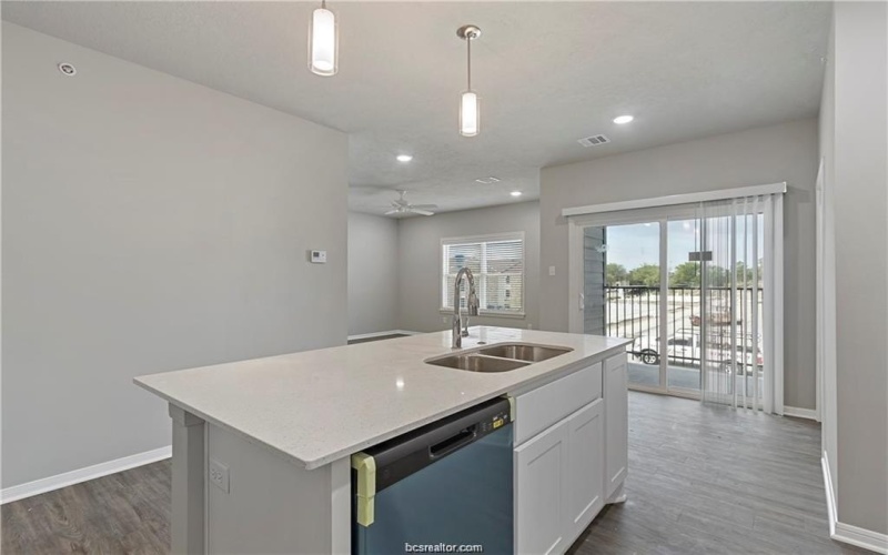 1326 Prairie Drive #513, Bryan, TX 77803, 3 Bedrooms Bedrooms, ,3 BathroomsBathrooms,Residential,For Sale,1326 Prairie Drive,25000602