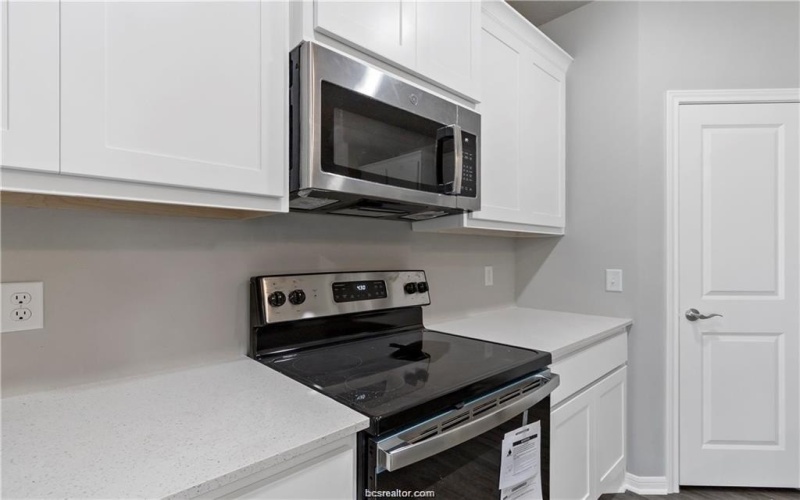 1326 Prairie Drive #513, Bryan, TX 77803, 3 Bedrooms Bedrooms, ,3 BathroomsBathrooms,Residential,For Sale,1326 Prairie Drive,25000602