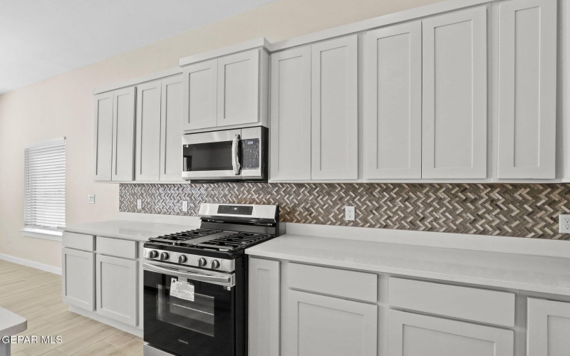 654 Davi's Greenwood Court, Vinton, TX 79821, 4 Bedrooms Bedrooms, ,3 BathroomsBathrooms,Residential,For Sale,654 Davi's Greenwood Court,922027