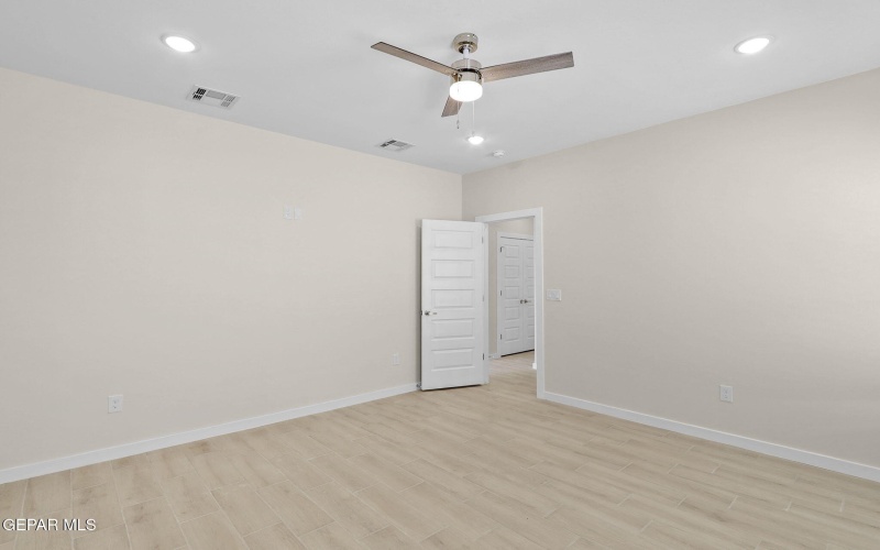 654 Davi's Greenwood Court, Vinton, TX 79821, 4 Bedrooms Bedrooms, ,3 BathroomsBathrooms,Residential,For Sale,654 Davi's Greenwood Court,922027